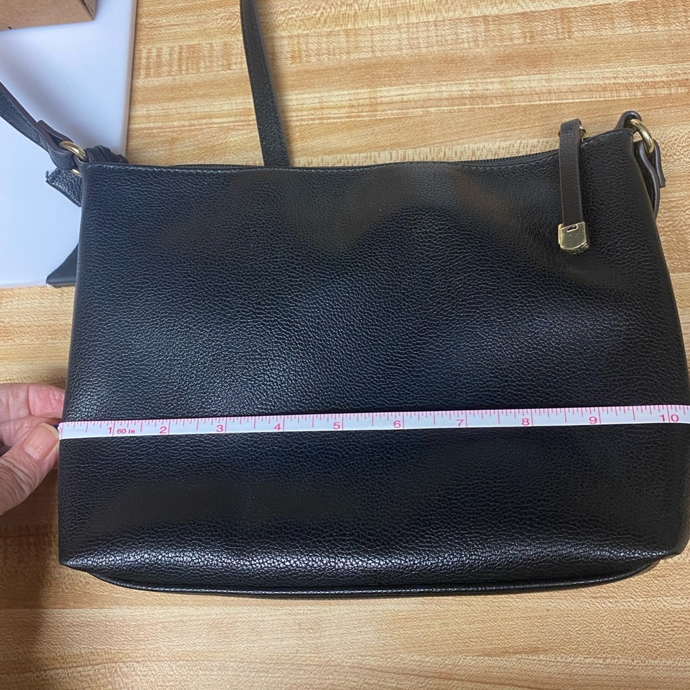 Liz Claiborne Black Shoulder Bag - Picture 8 of 9